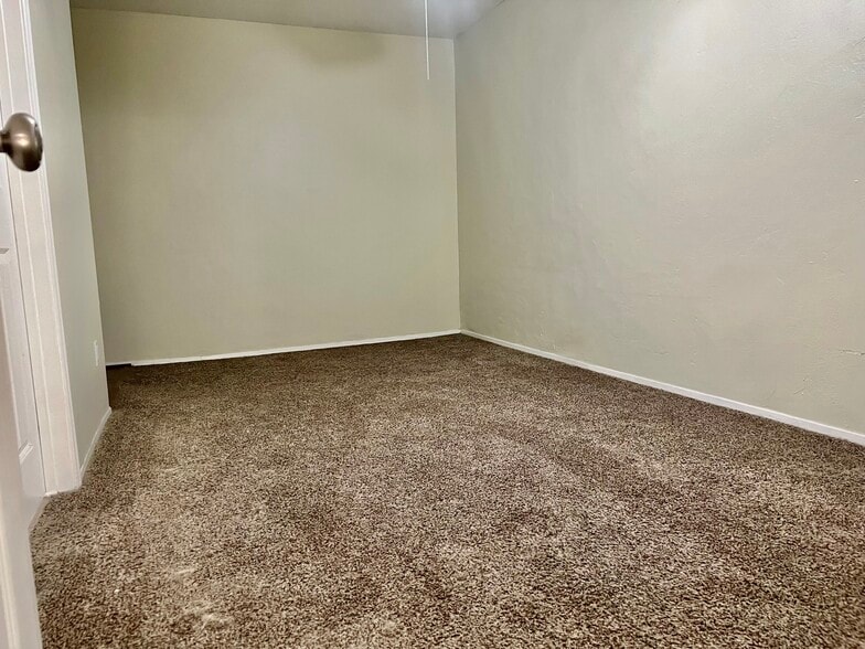 Bedroom2 - 4580 55th St