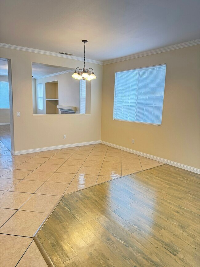 Building Photo - 1175 Sykes Dr