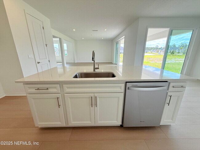 Building Photo - 3321 Harvesters Ct
