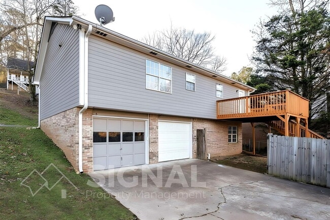 Building Photo - 924 Rich Rd