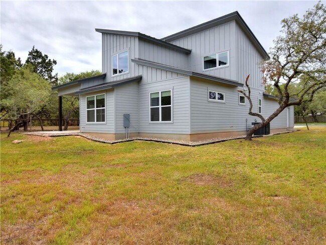 Building Photo - 16310 Forest Way