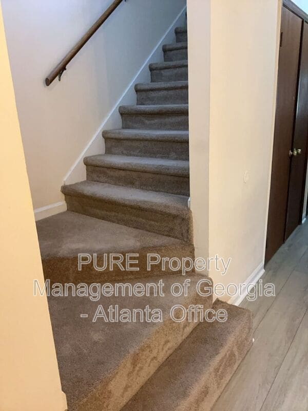 Building Photo - 774 Rogers Way SW