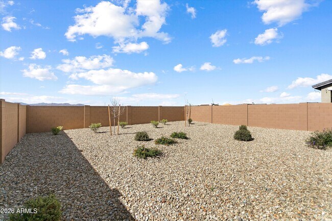 Building Photo - 17337 W Smoketree Dr