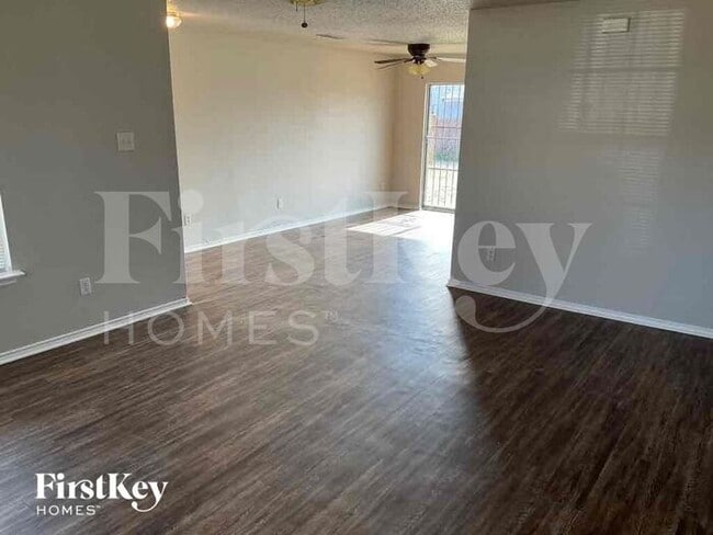 Building Photo - 10256 Budtime Ln