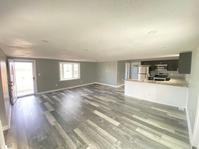 Building Photo - 2149 Landfill Rd