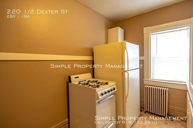 Building Photo - 2 Bed 1 Bath Apartment In Ionia