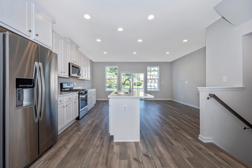 Building Photo - 23 Chester Ct