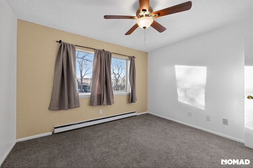 Building Photo - 820 Stone Mountain Ct