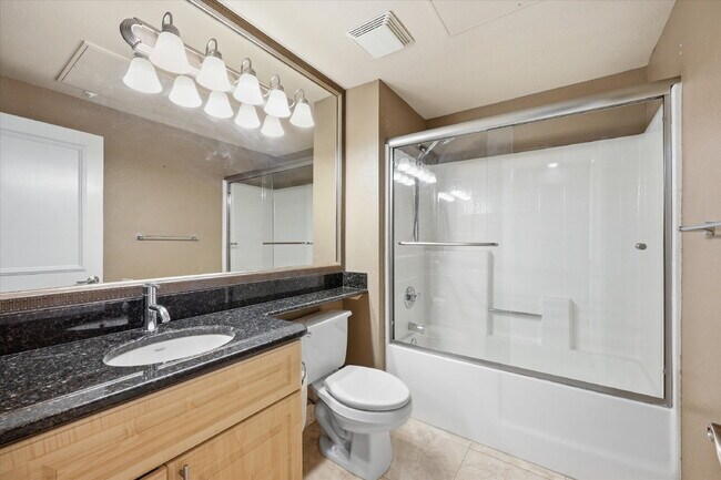 Building Photo - Luxury 1-Bedroom Rental in Guard-Gated Meridian – Walk to the Strip!