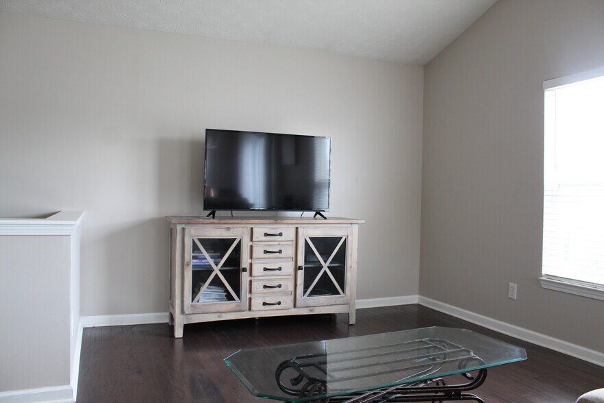 Building Photo - 13266 Komatite Way