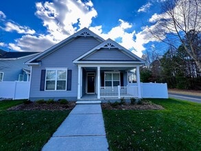 Building Photo - Beautiful Corner Lot, Single Family Home, in Sherwood Lakes.