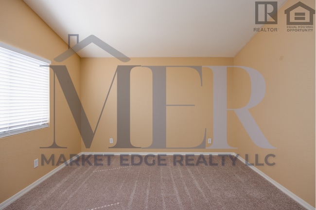 Building Photo - 4Bed/3Bath Home in Maricopa! $1599 MOVE-IN...