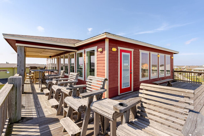 Building Photo - 907 S Cove Dr