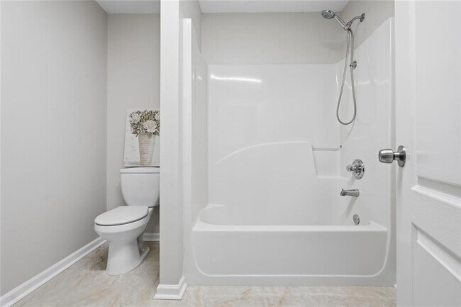 Building Photo - 2148 Splitrail Trail NE