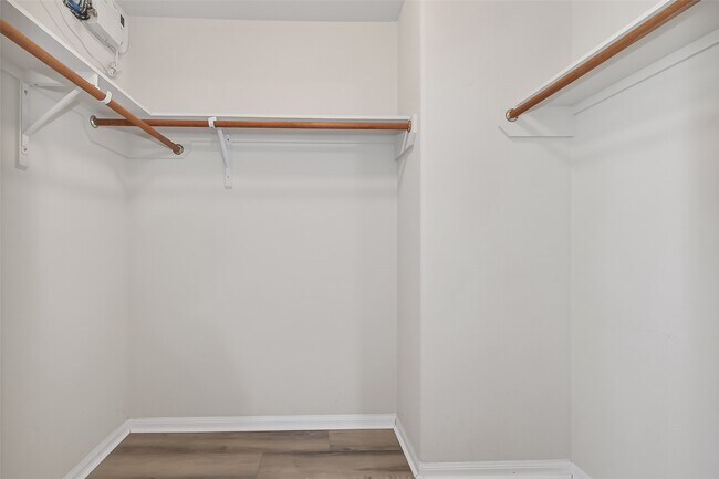 Building Photo - 19038 Winding Stream Ln