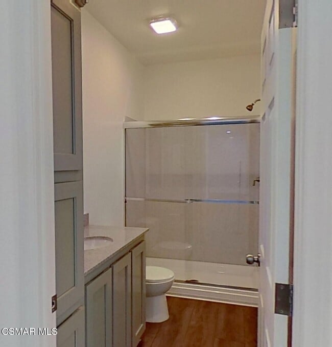 Building Photo - 152 Kings Pl