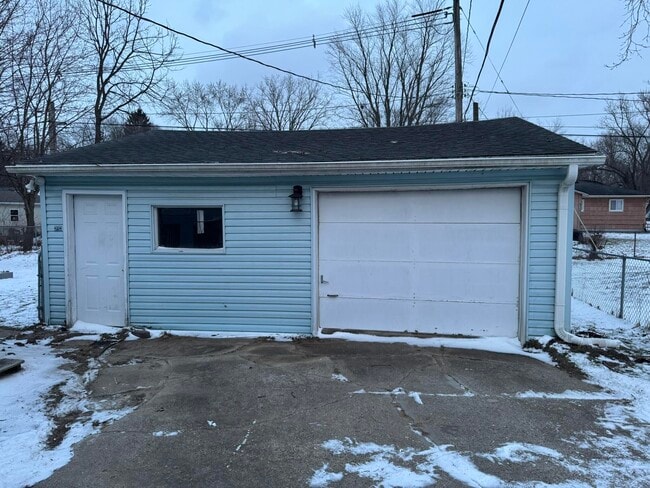 Building Photo - 513 Wilkinson St