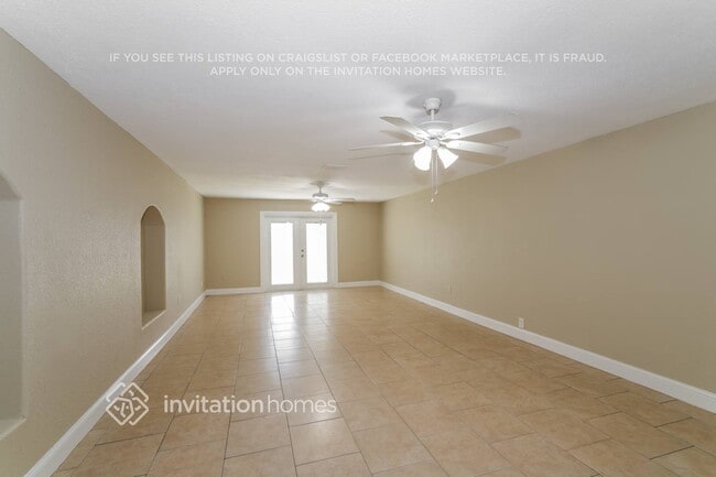 Building Photo - 8012 Pine Hill Dr