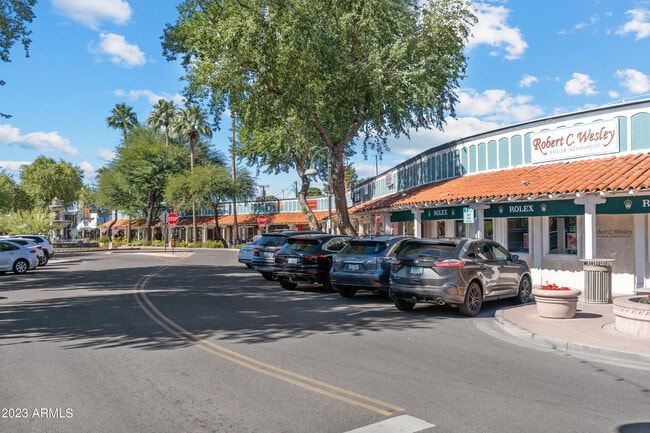 Building Photo - 7625 E Camelback Rd