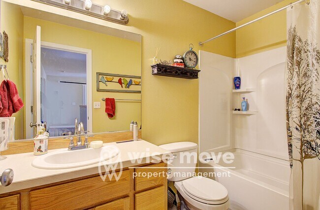 Building Photo - Washougal- 4 Bedroom Home- Apply today!