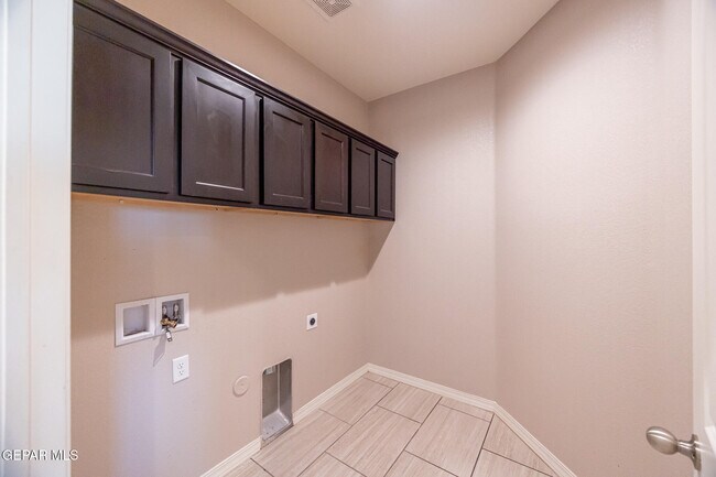 Building Photo - 14447 Onnie Kirk Ave