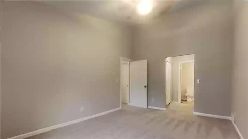 Building Photo - 1386 Williamsburg Ln