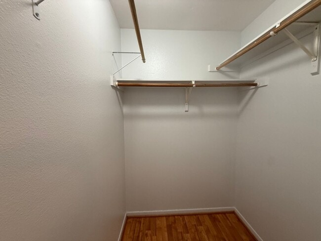 Building Photo - Great home in Saddle Brook