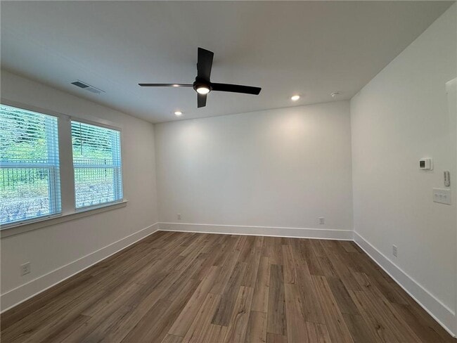 Building Photo - 1694 Gunnin Trce NW