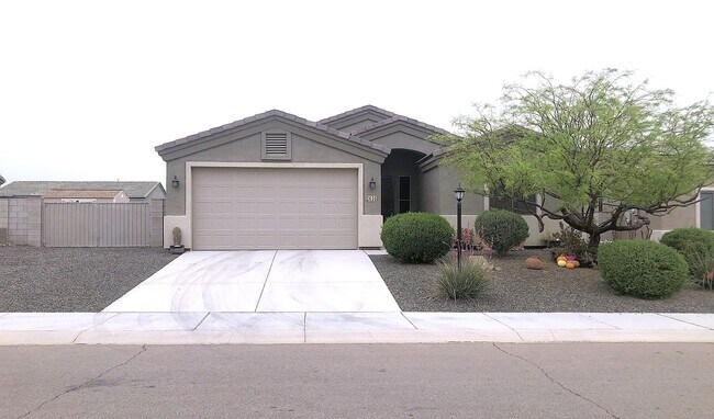 Building Photo - Bright & Efficient Solar Home with Spacious Open Layout