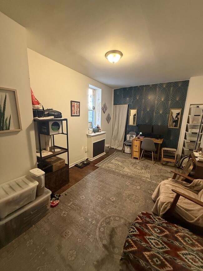 Building Photo - 1703 S 19th St