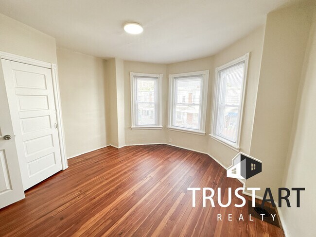 Building Photo - 3 bedroom House in Olney Oaklane, Philadel...