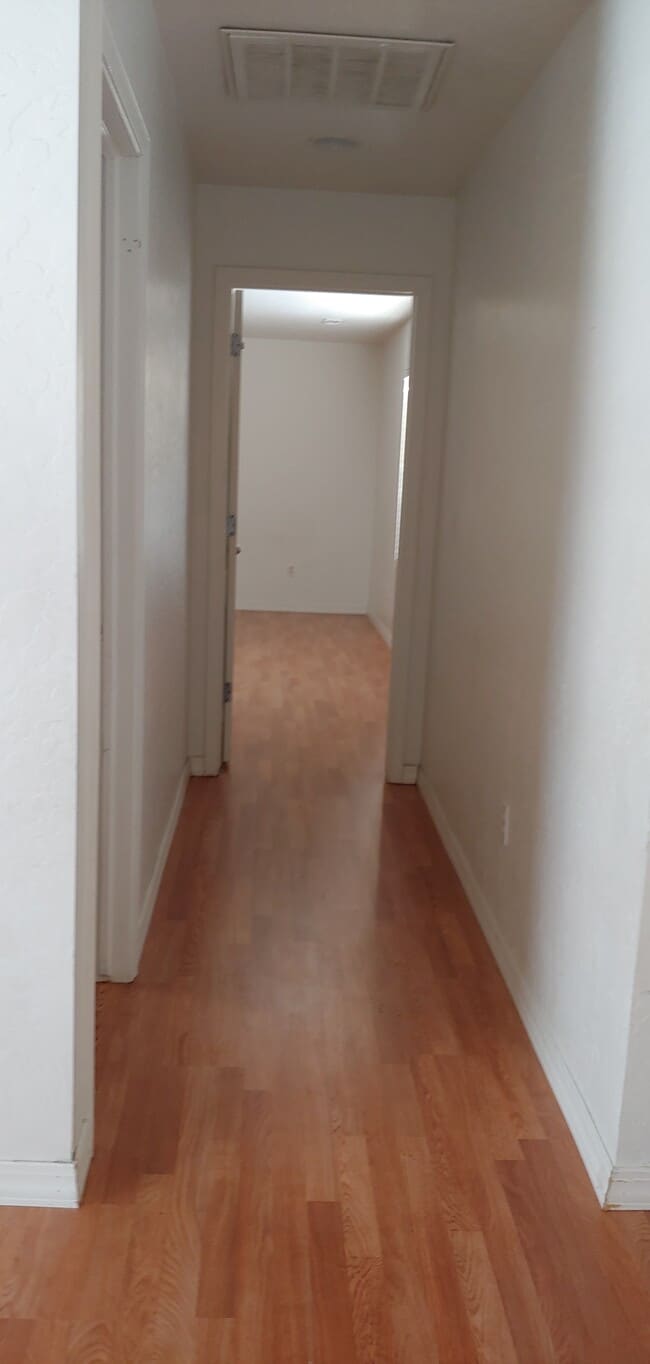 Building Photo - 1258 W 725 N