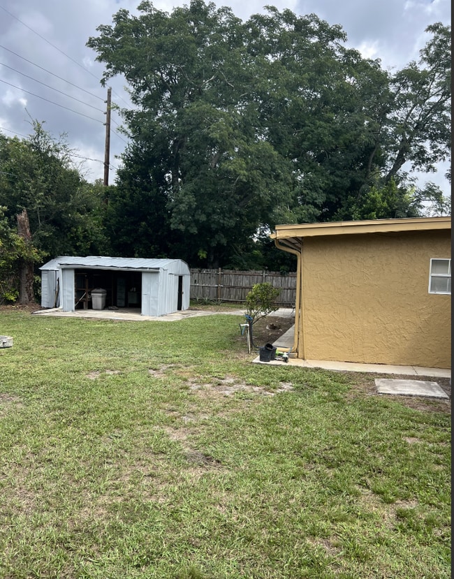 Building Photo - 232 Mercado Ave