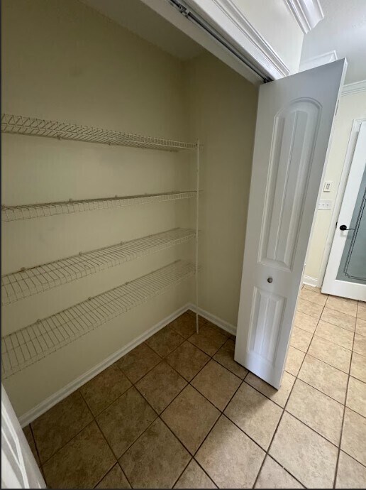 Building Photo - MOVE IN SPECIAL! $200 OFF FIRST MONTHS REN...