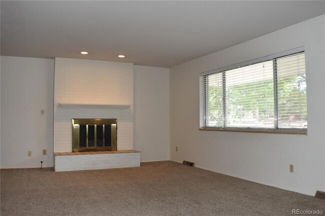 Building Photo - 2602 Paseo Rd