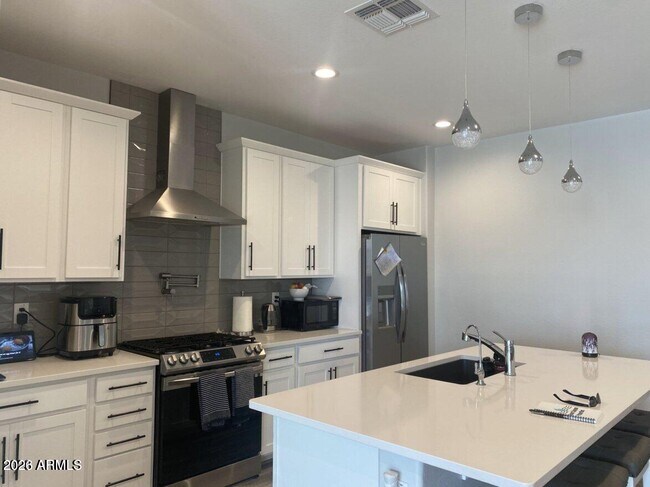 Building Photo - 40505 W Agave Rd
