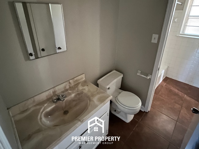 Building Photo - 5435 Whitworth Rd