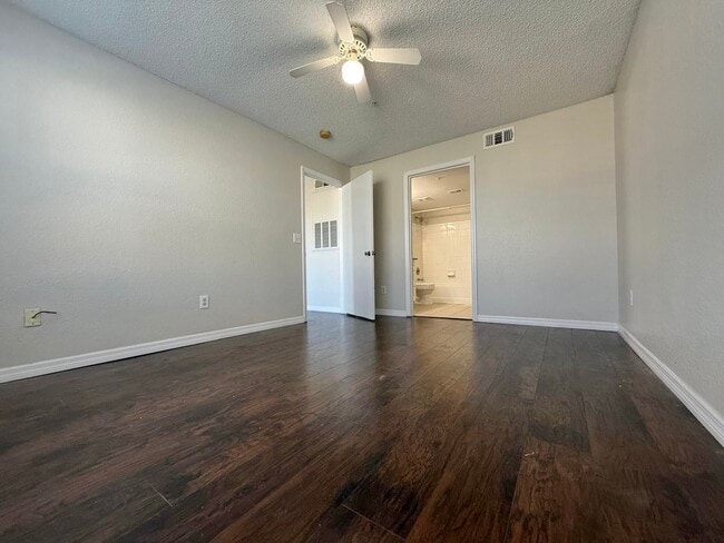 Building Photo - 2210 Grand Cayman Ct