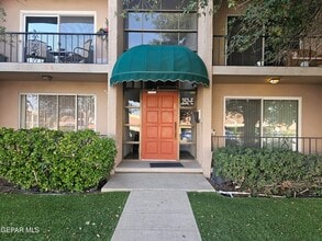 Building Photo - 252 Shadow Mountain Dr