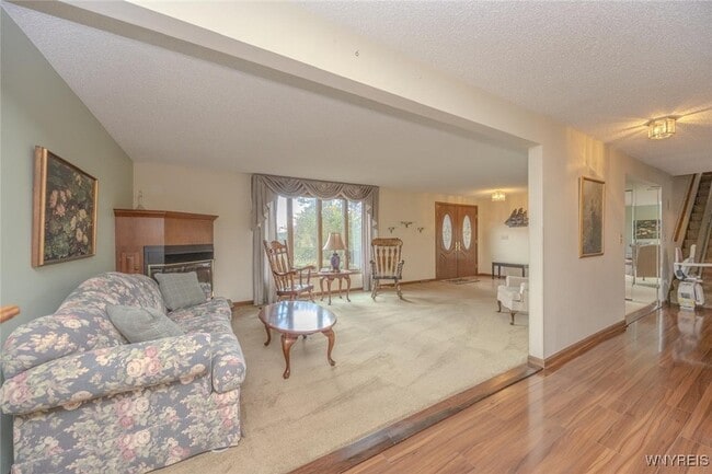 Building Photo - 6784 Bear Ridge Rd