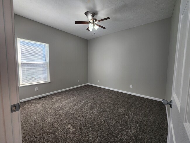 Building Photo - 540 N Arlington St