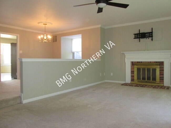 Building Photo - 21108 Twinridge Square