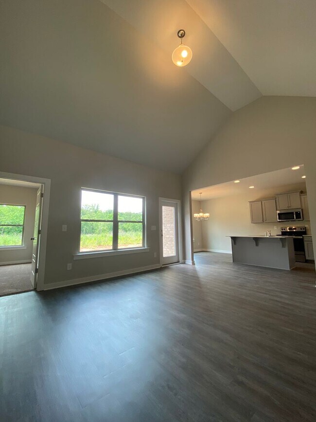 Building Photo - Home for Rent in the St James Subdivision in Pinson, AL!!! AVAILABLE NOW!!!