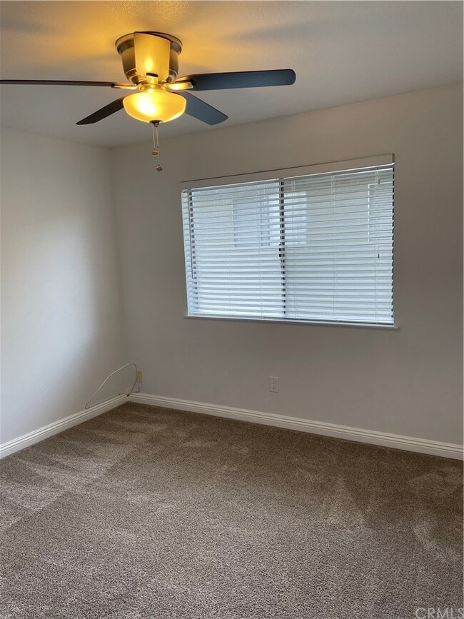 Building Photo - 139 Sinclair Ave