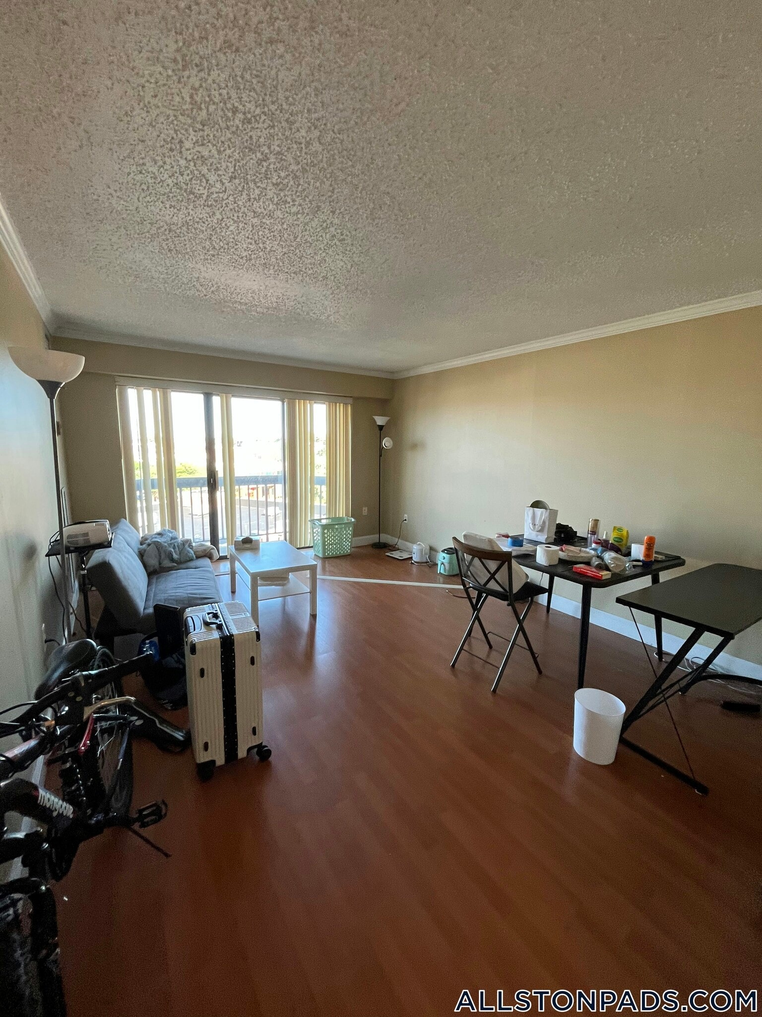 Building Photo - 15 N Beacon St