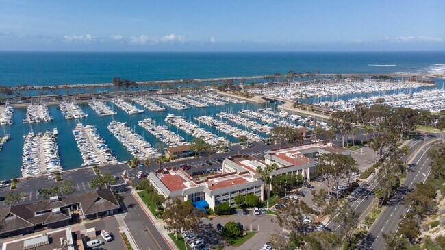 Building Photo - Light and Bright Home in Dana Point Near Doheny Beach!