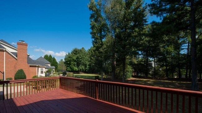 Building Photo - 5060 Gallatree Ln