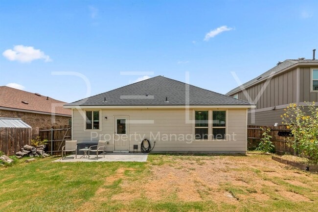 Building Photo - 1600 Cliffbrake Wy