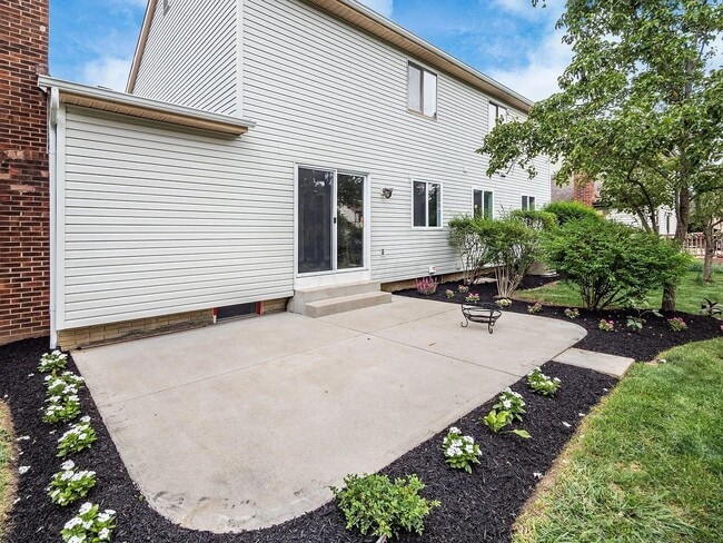 Building Photo - 2125 Scottingham Dr