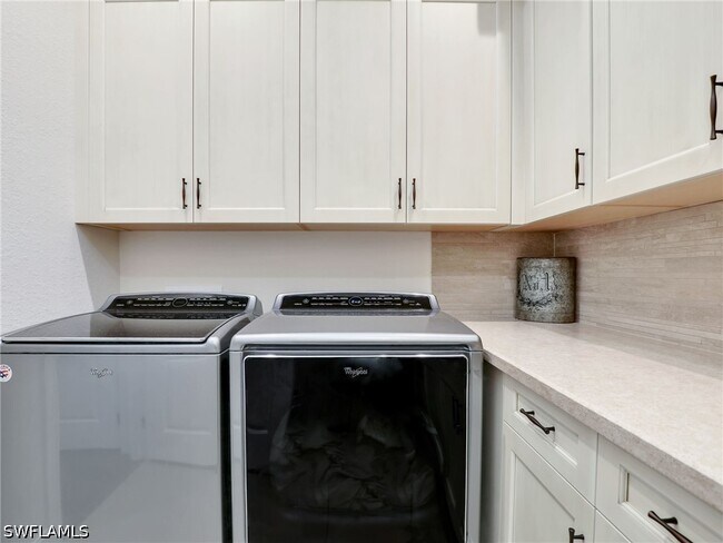 Building Photo - 9449 Greenleigh Ct